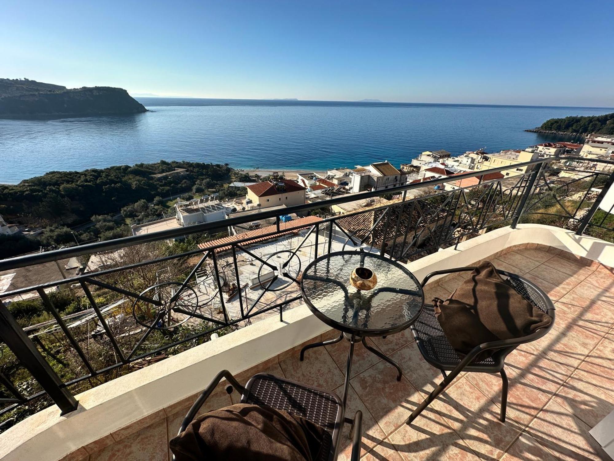 Roumers Himara Экстерьер фото